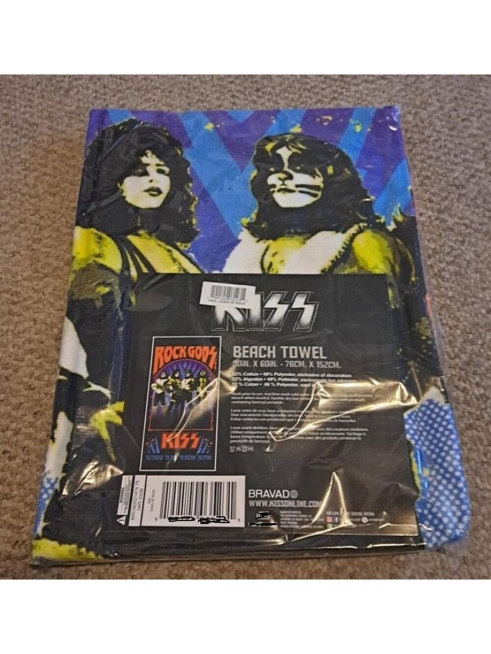 New Kiss Rock and Roll Gods Beach Bath Pool Gift Towel Band Gene Paul Tour NIP - Picture 2 of 2